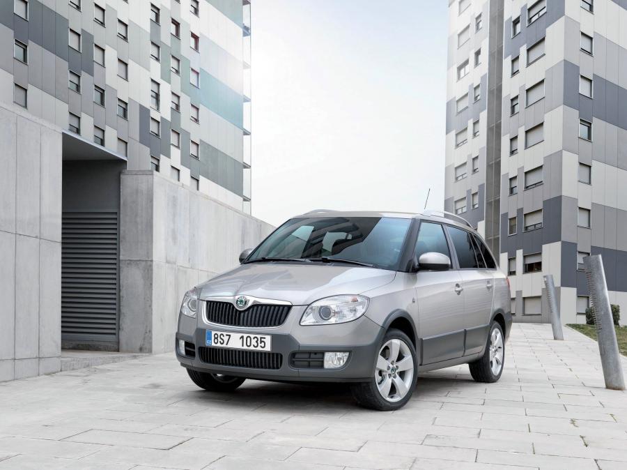  Skoda Fabia Scout 2009 года  (фото 27 из 27)
